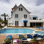 Casa Mett - Fully Refurbished فندق سيدجيس