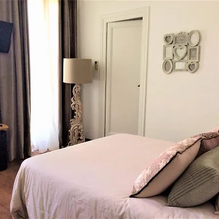 Capri Hotel 3*