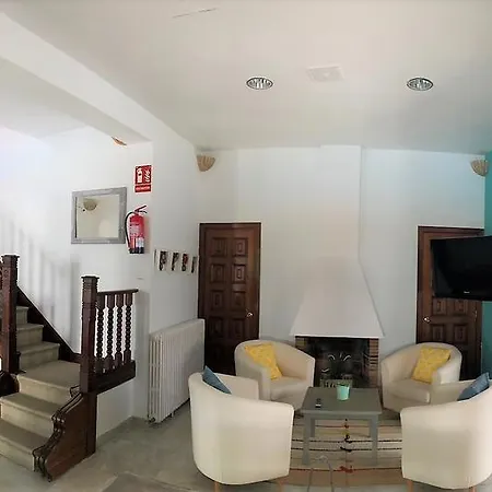 ホテル Capri シッチェス