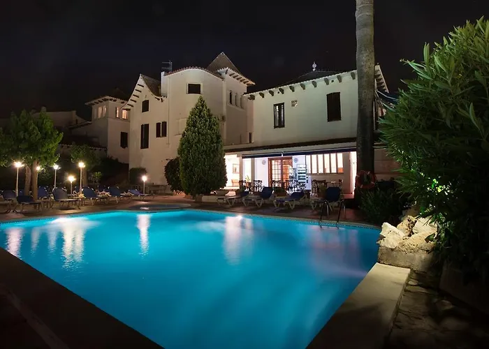 Ξενοδοχείο Capri 3*