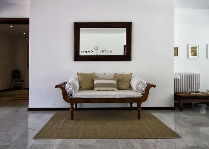 Capri Ξενοδοχείο Σίτζες