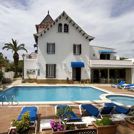 Capri 酒店 锡切斯