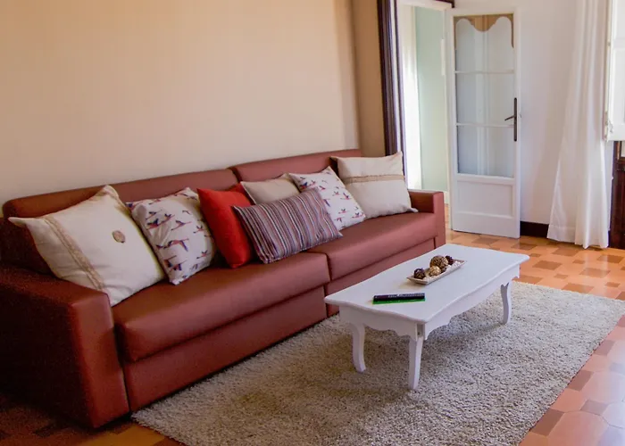 酒店 Capri 锡切斯